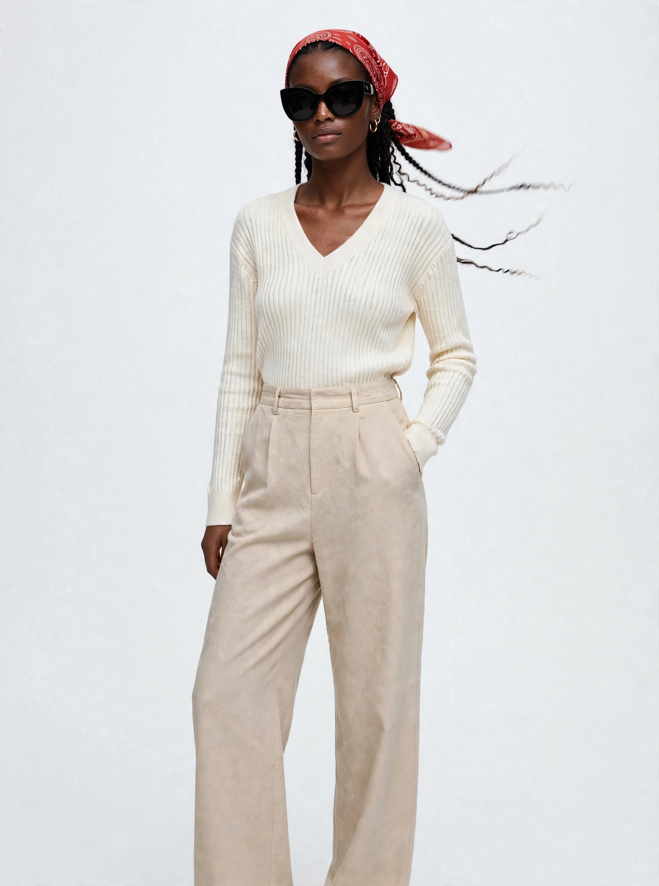 Knitwear &ndash; Strickpullover und Leinenhose